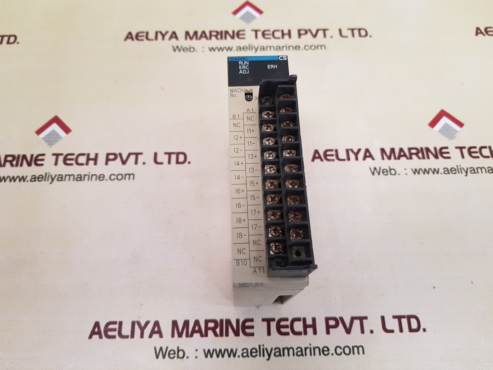 Omron cs1w-da08c 8 points 4-20 ma analog output unit