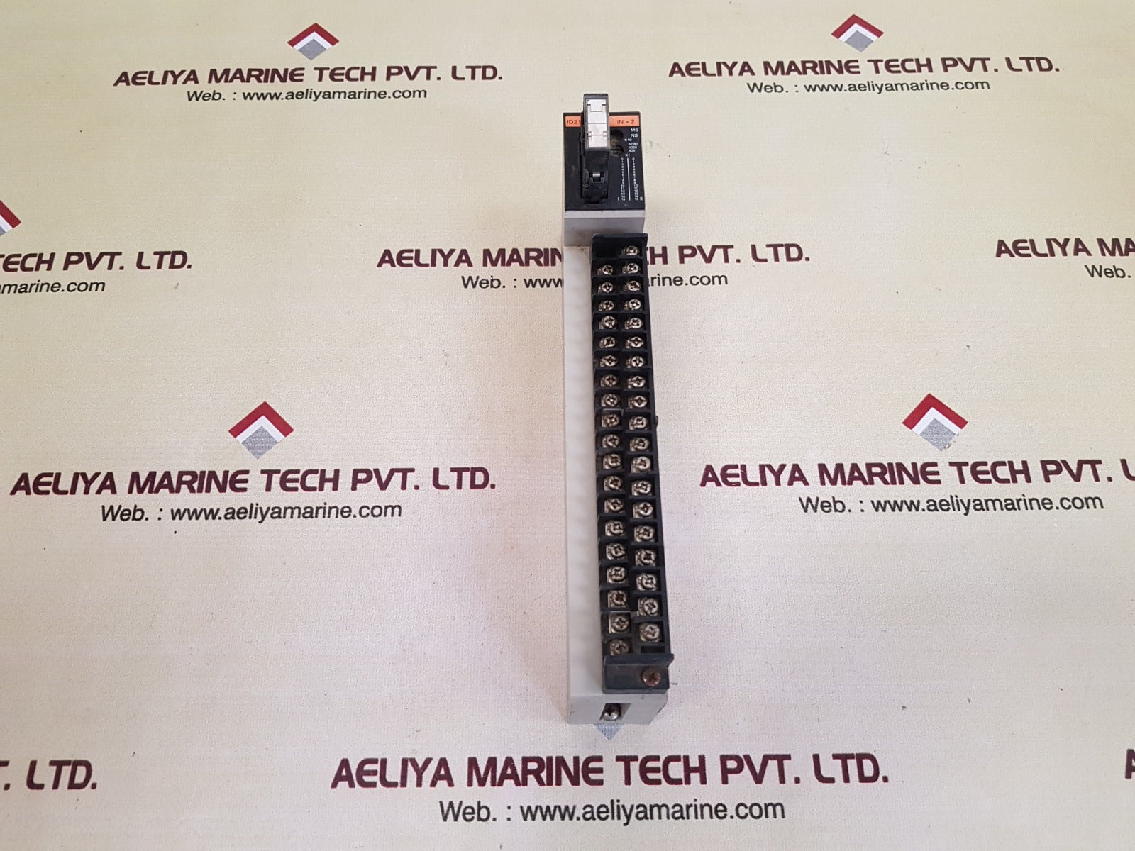 Omron c500-id218-crt input unit 24vdc, 9ma