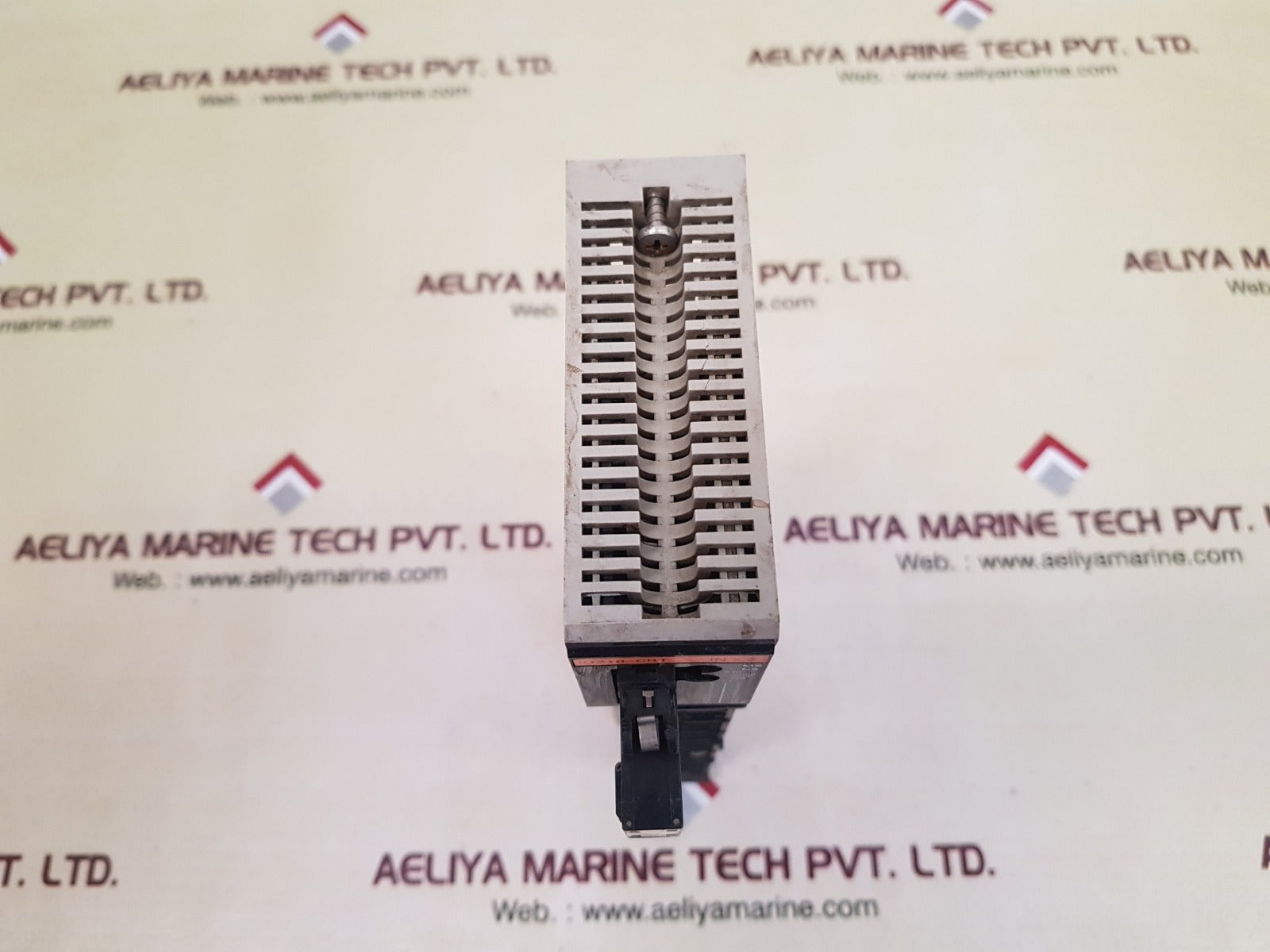 Omron c500-id218-crt input unit 24vdc, 9ma