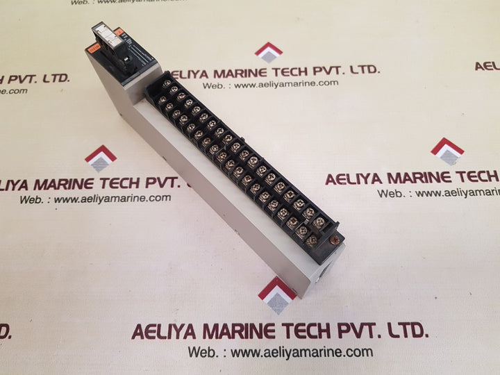 Omron c500-id218-crt input unit 24vdc, 9ma