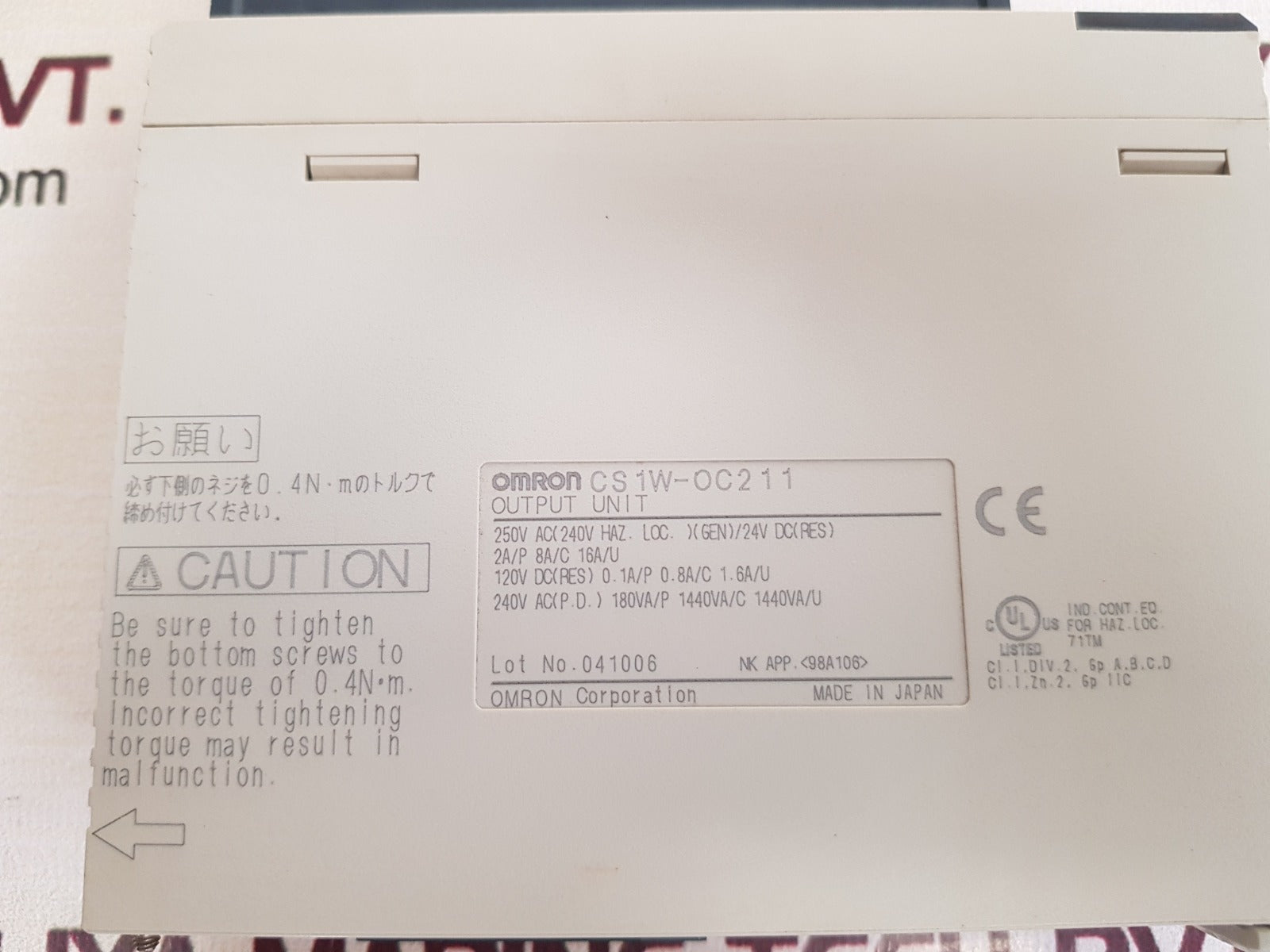 Omron cs1w-oc211 output unit ac100-240v 2a used