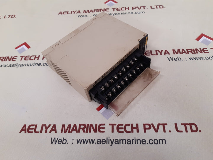 Omron c200h-od212 plc output unit 24vdc