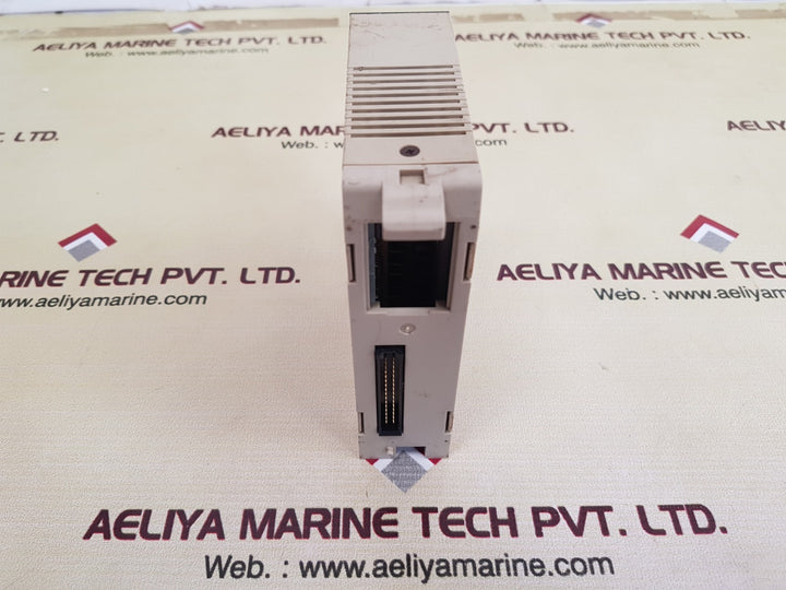 Omron c200h-od21a output unit 24vdc
