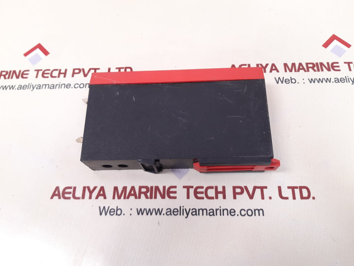 Omicron oau-01/ex. alarm unit used one