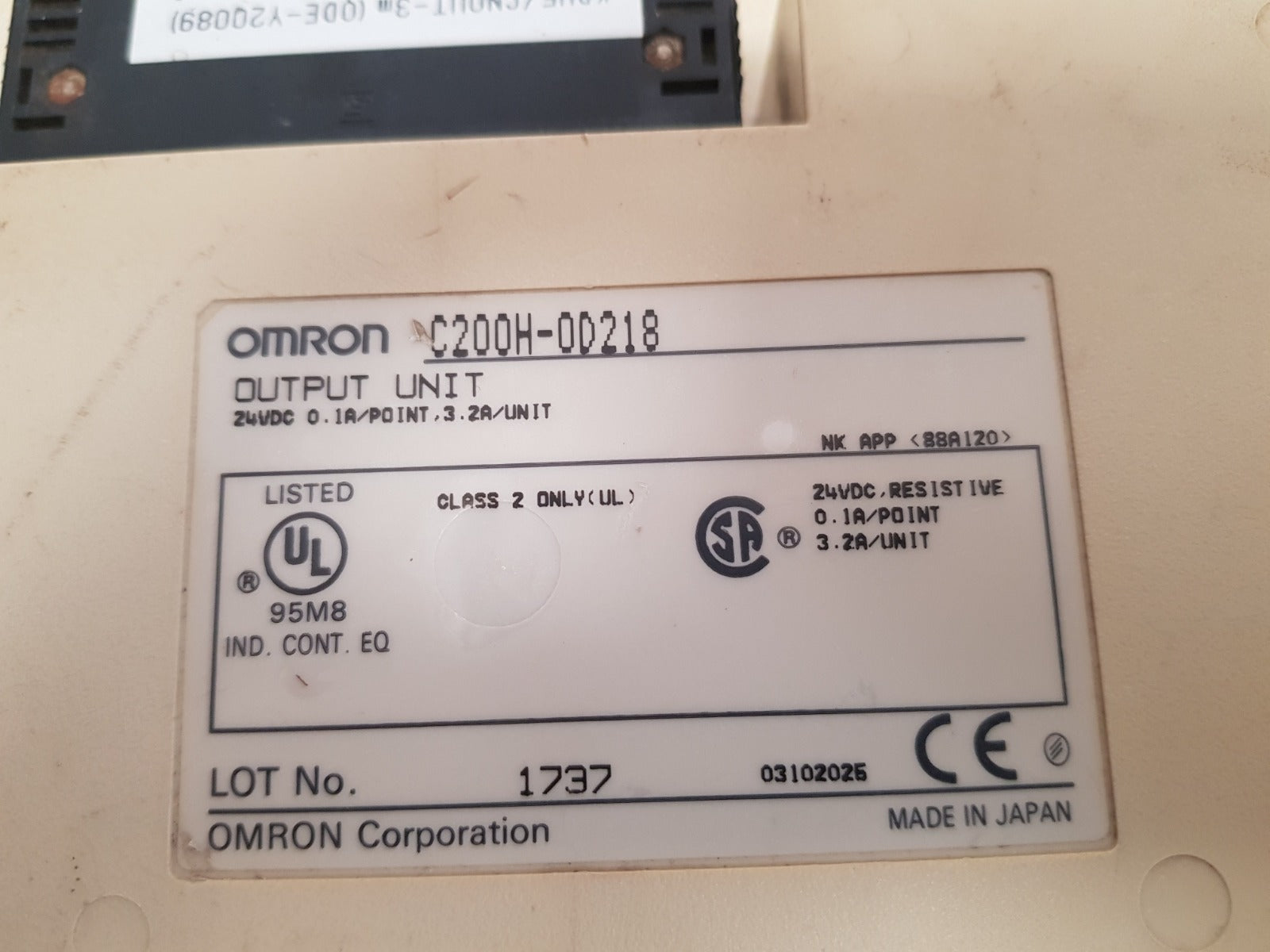 Omron c200h-0d218 output unit 24vdc