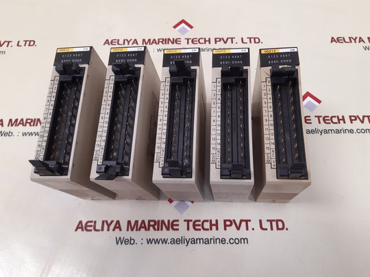Omron c200h-od212 output unit 4.8a/unit 0.3a/point