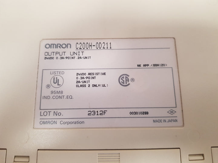 Omron c200h-0d211 output unit 24vdc