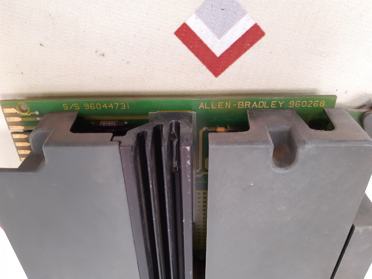 Allen-bradley 1771-oa ser.b ac output module 96026873 c01