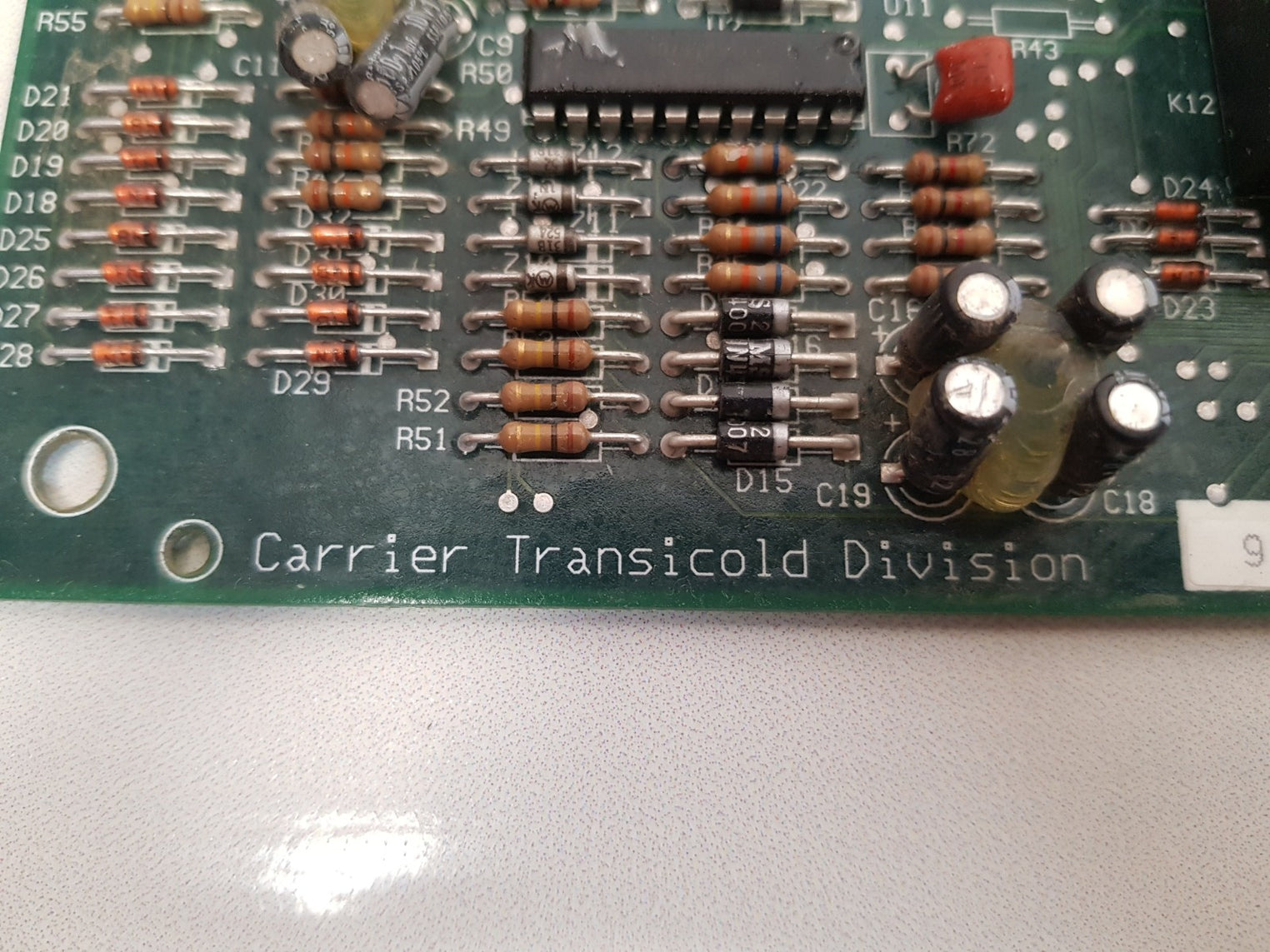 carrier transicold division 12-01123-00 i/o pc board used
