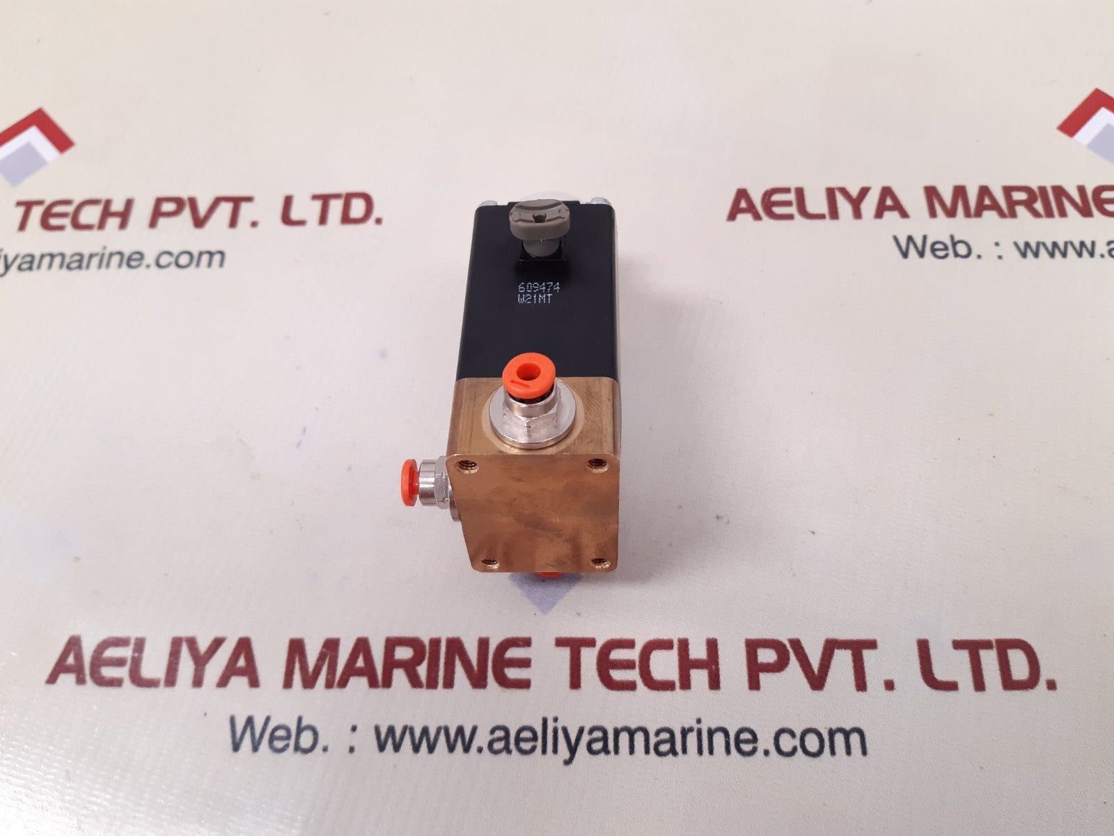 Burkert us51f36 solenoid valve 471824305