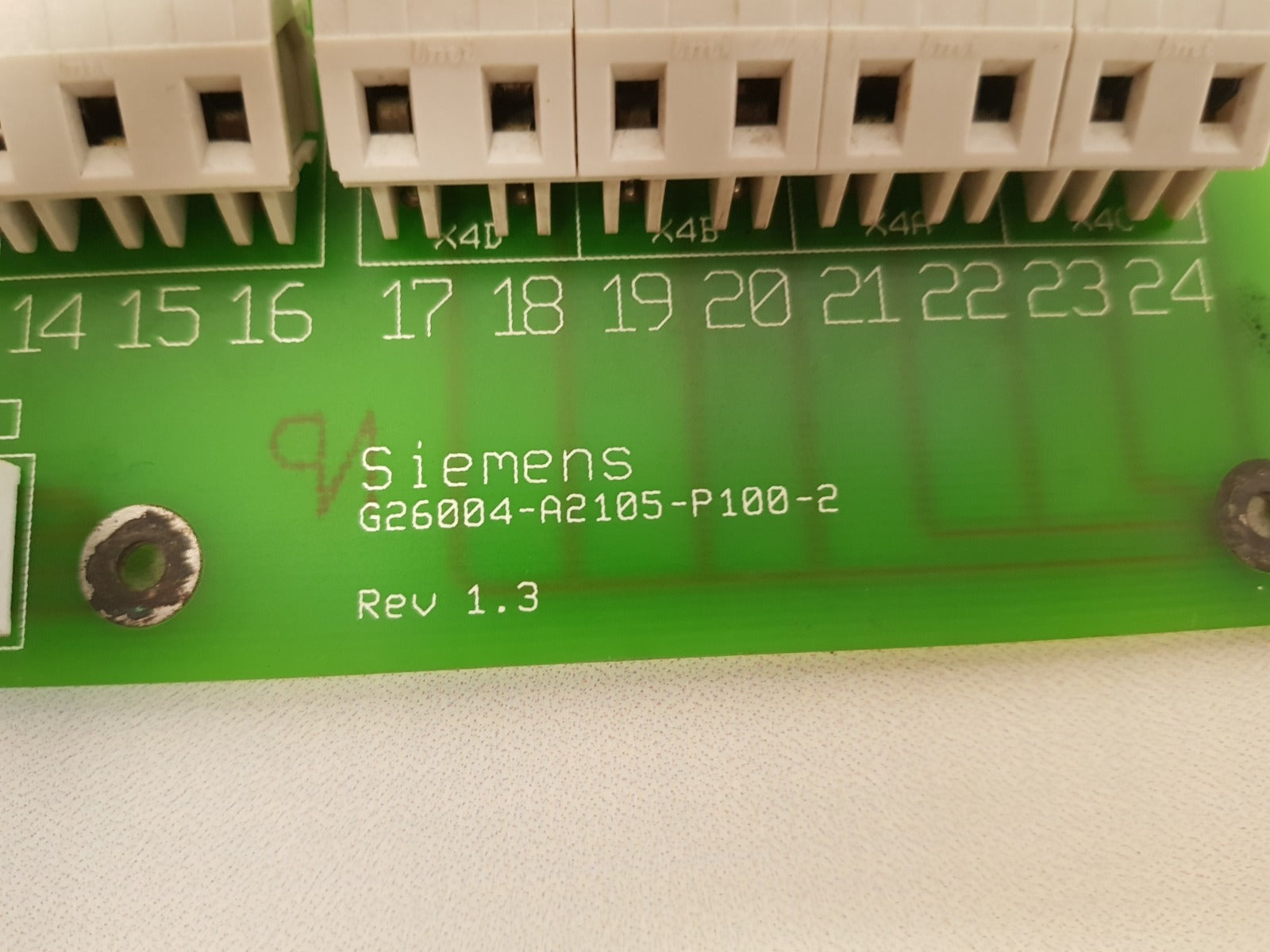 Siemens g26004-a2105-p100-2 circuit board