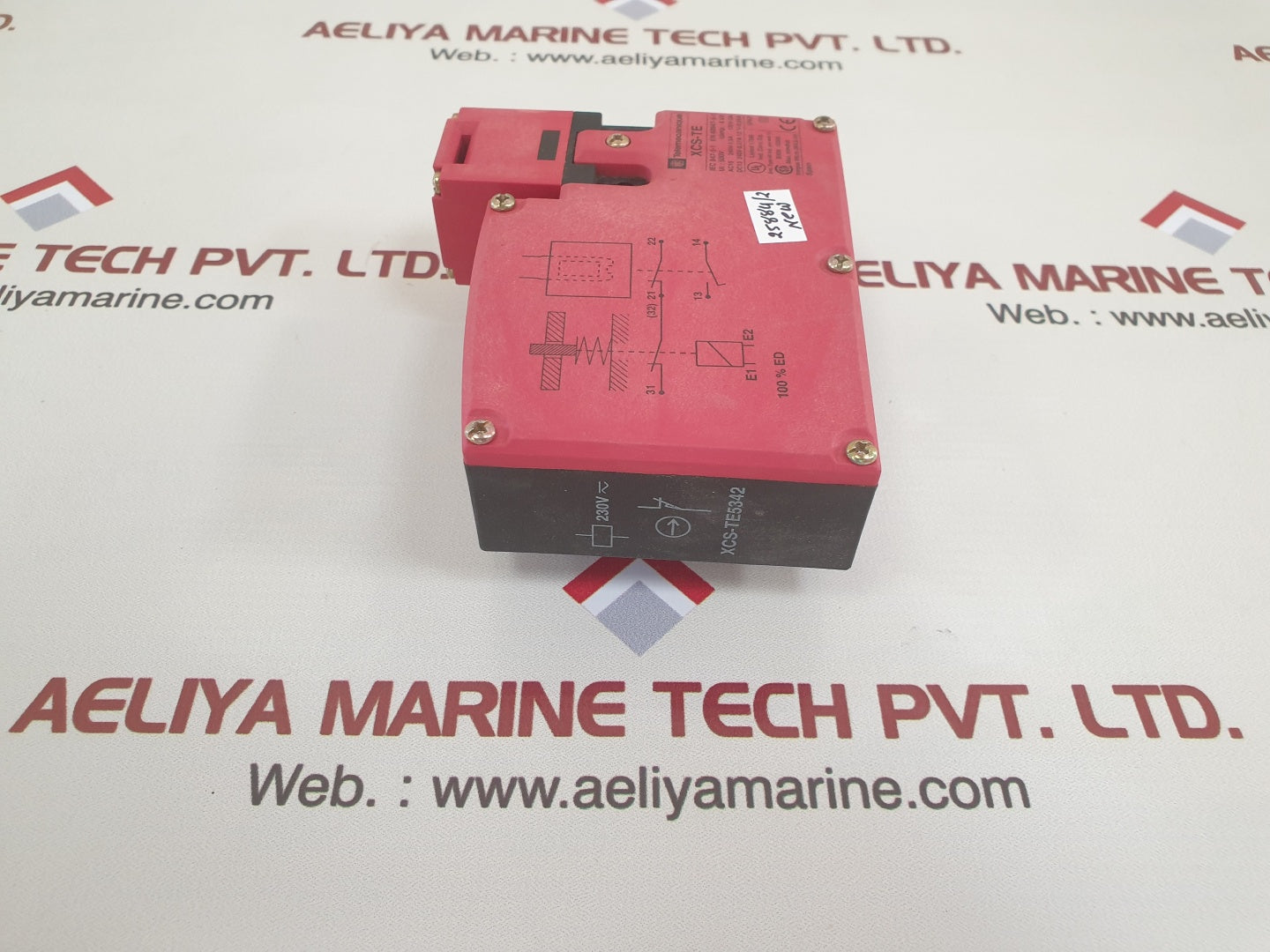 Telemecanique xcs-te5342 limit/safety switch