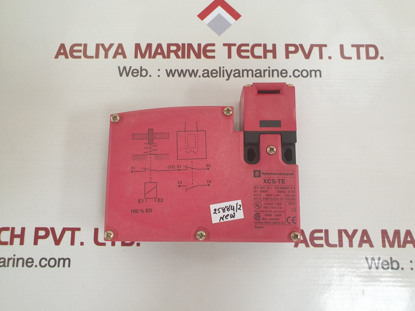 Telemecanique xcs-te5342 limit/safety switch