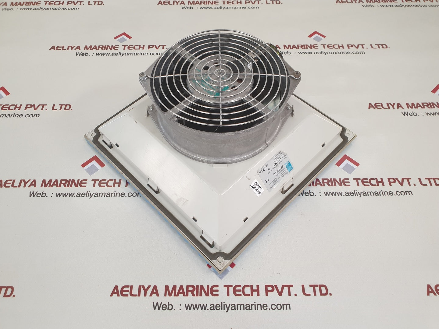 Rittal sk 3325117 fan-and-filter unit ventilator