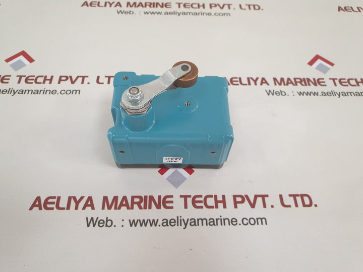 Honeywell ex-ar30 snap switch/explosion proof switch