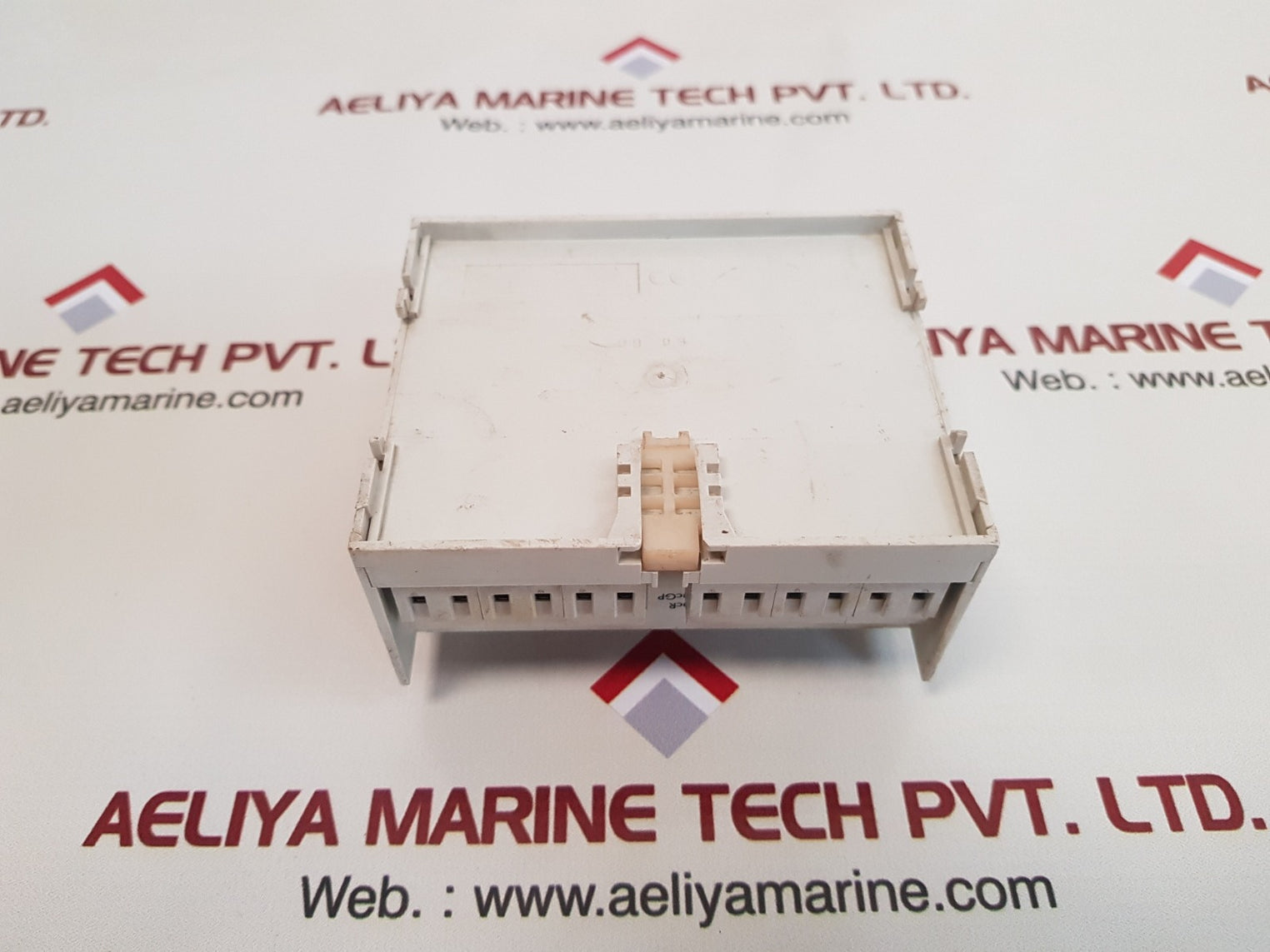 Legrand 037 10 midirex d64 digital timer