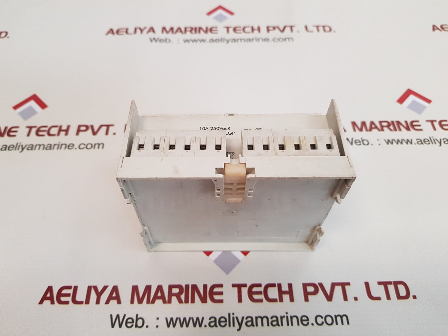 Legrand 037 10 midirex d64 digital timer