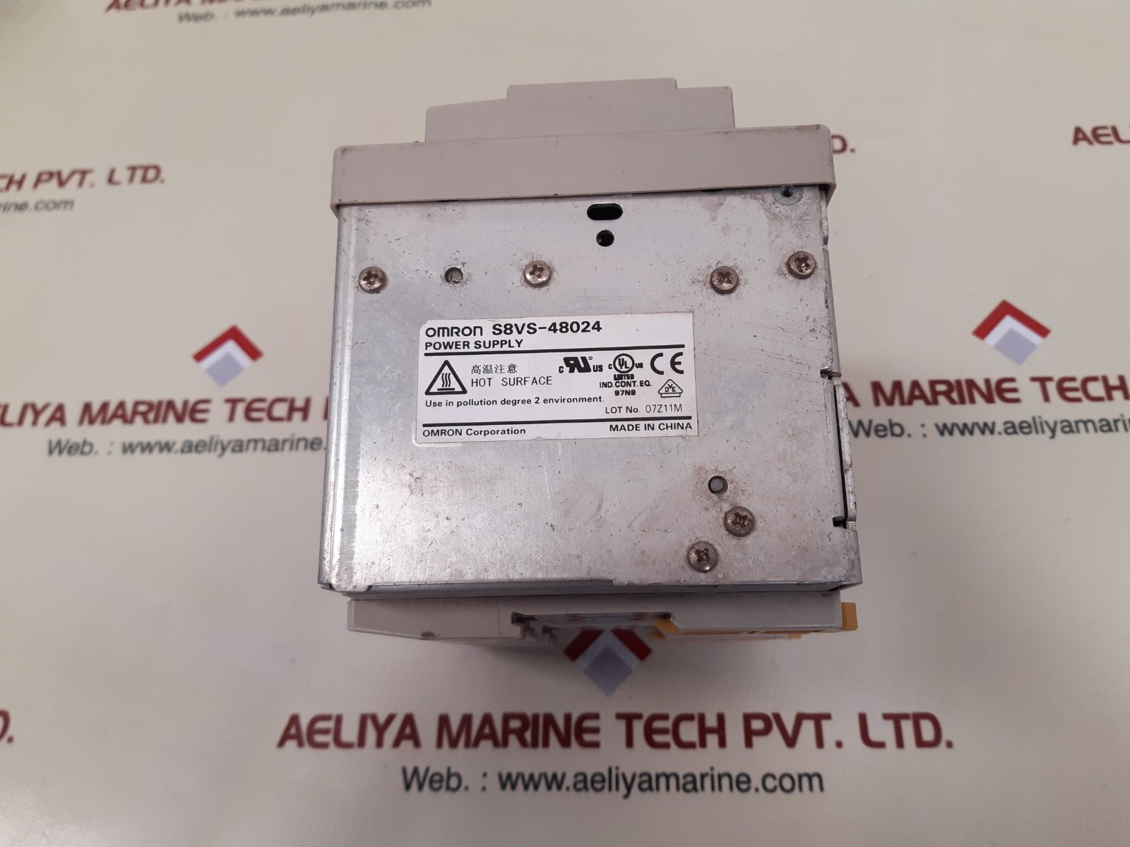Omron s8vs-48024 power supply ac100-240v 7.4v