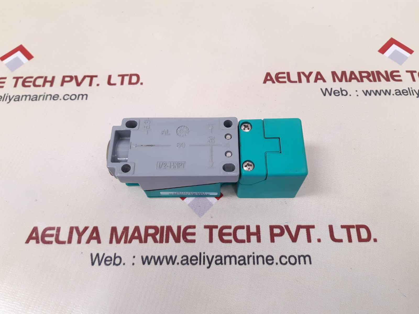 Pepperl+fuchs nj20+u4+n positioning inductive sensors