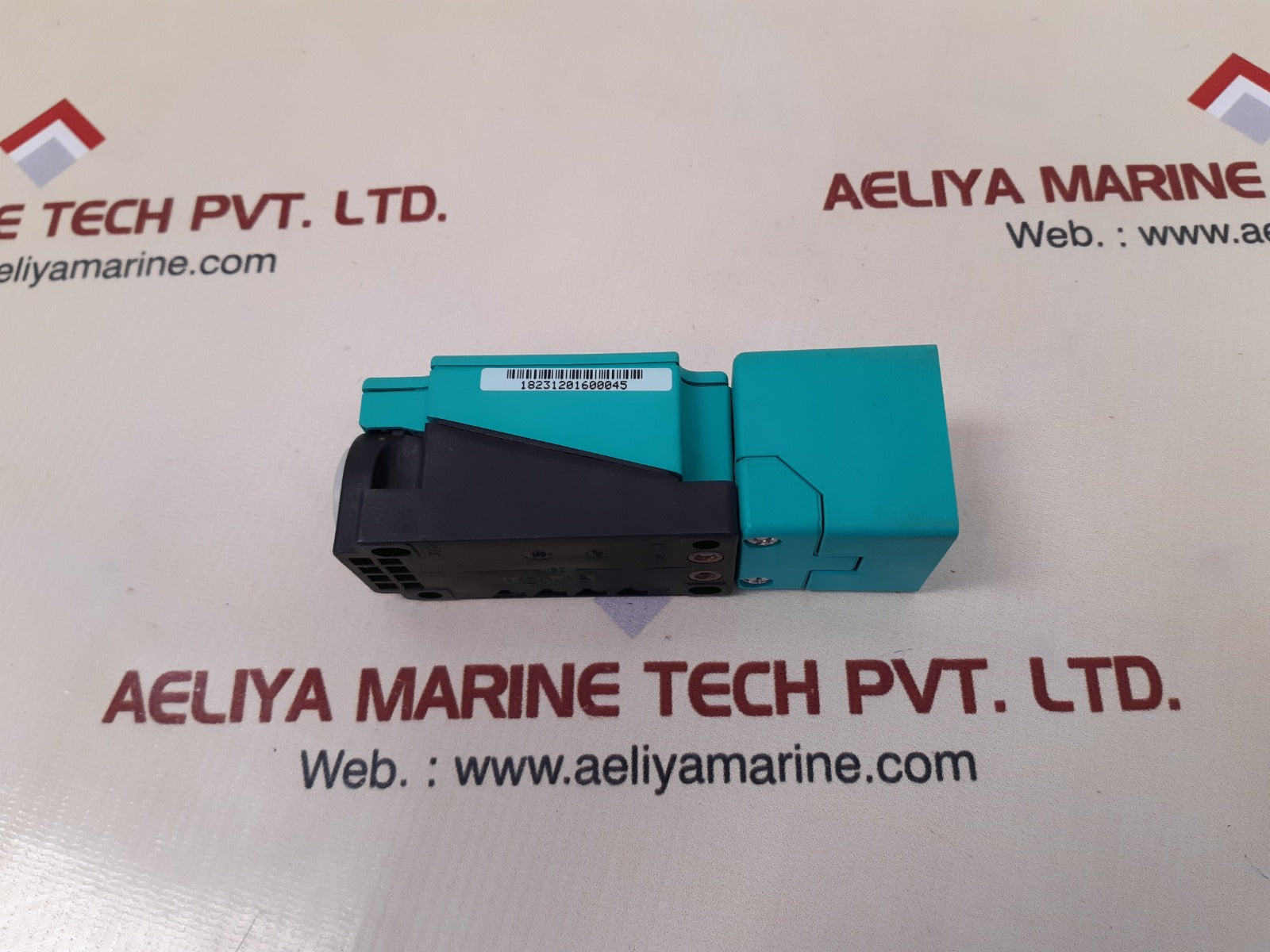 Pepperl+fuchs ncn40+u1+e2 Inductive Sensor