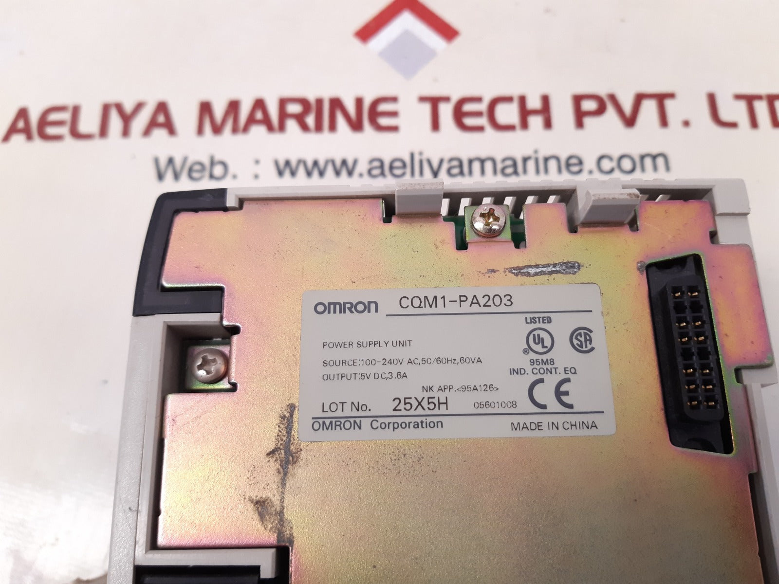 Omron cqm1-pa203 power supply unit 100-240v ac new