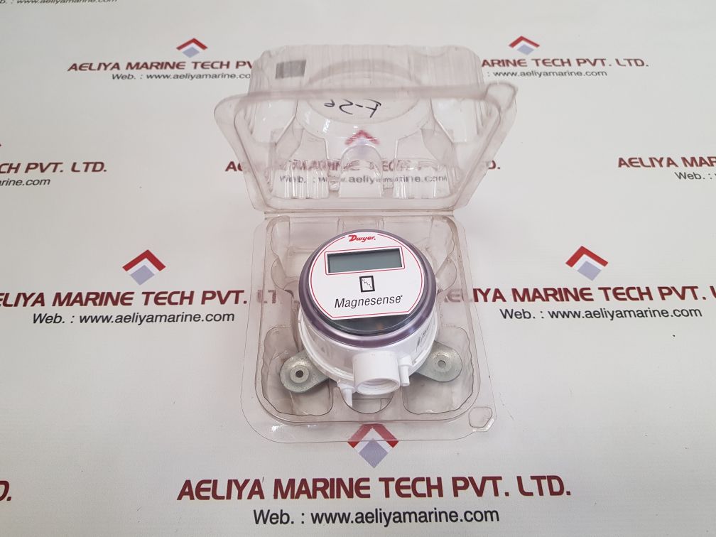 Dwyer ms-221-lcd pressure magnesense