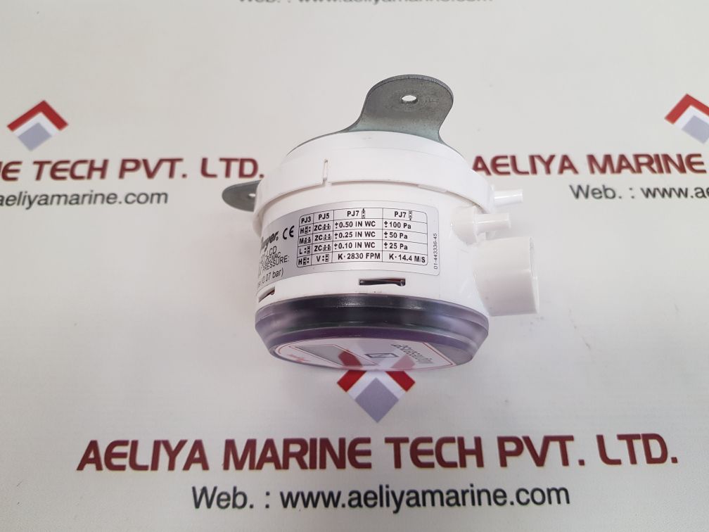 Dwyer ms-221-lcd pressure magnesense