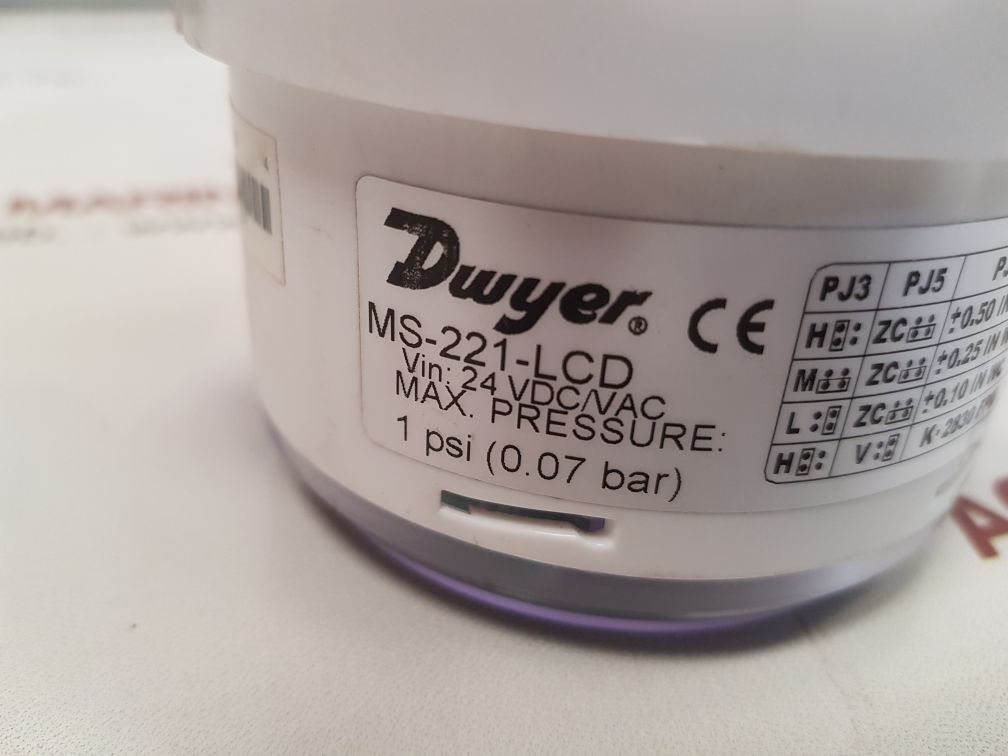 Dwyer ms-221-lcd pressure magnesense