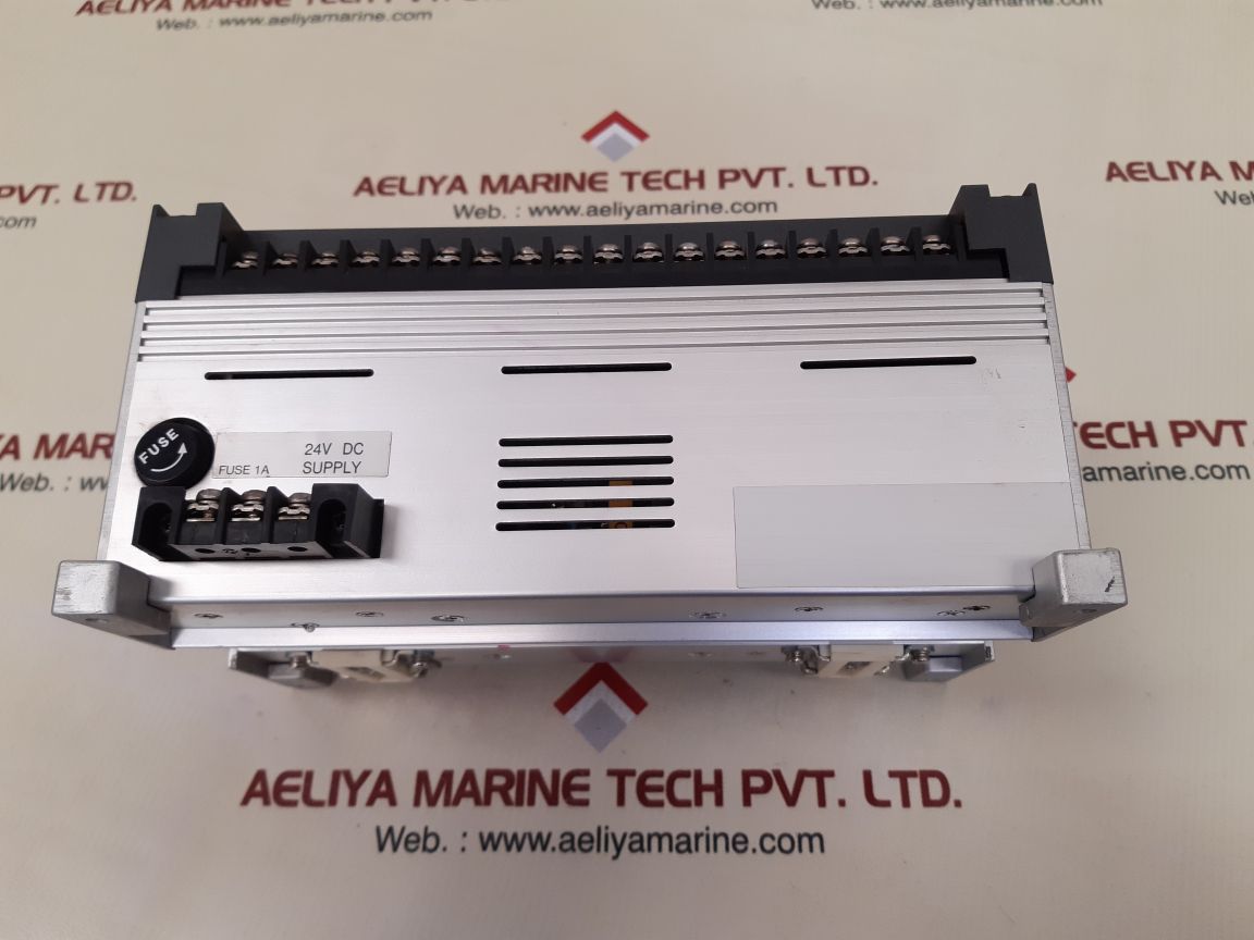Idec izumi pfa-1c24rdc 24-base unit programmable controller