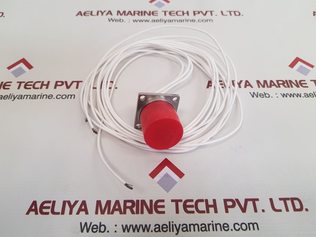 Caplugs 1 1/4 sc sleeve caps wihe cable