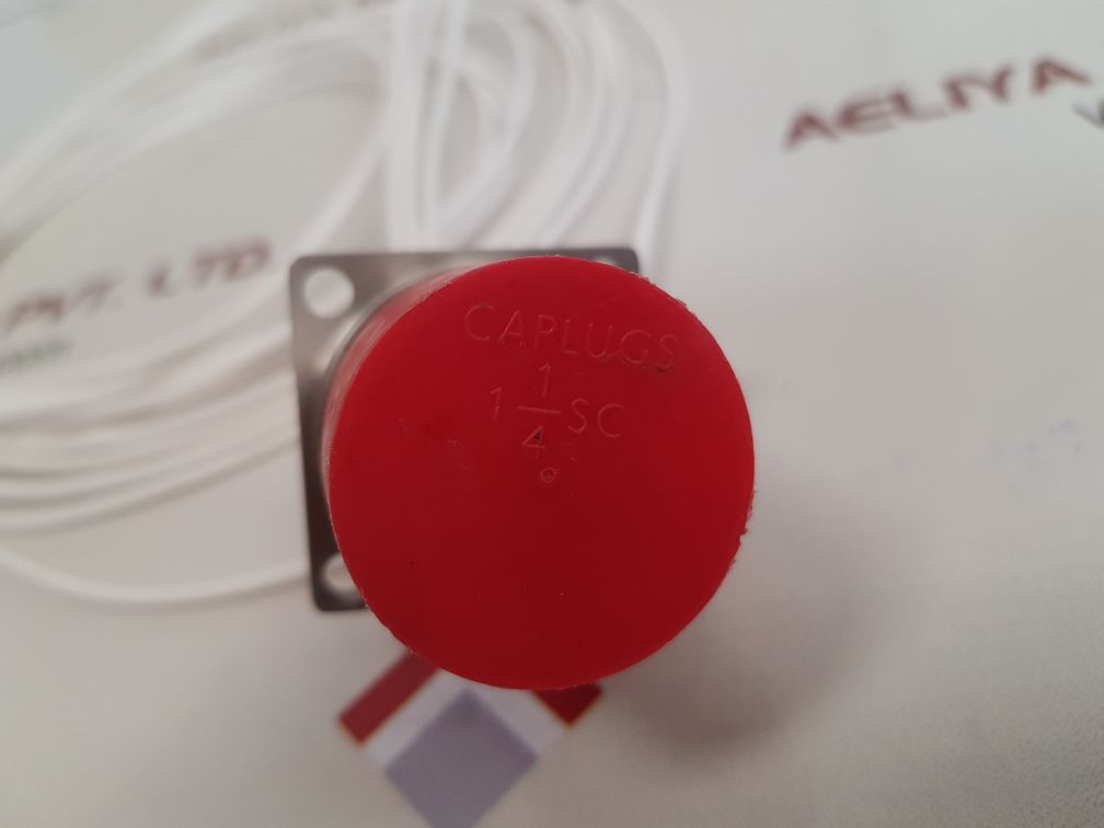 Caplugs 1 1/4 sc sleeve caps wihe cable