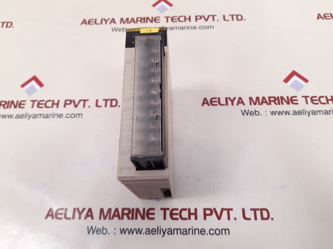 Omron cs1w-oc211 output unit USed