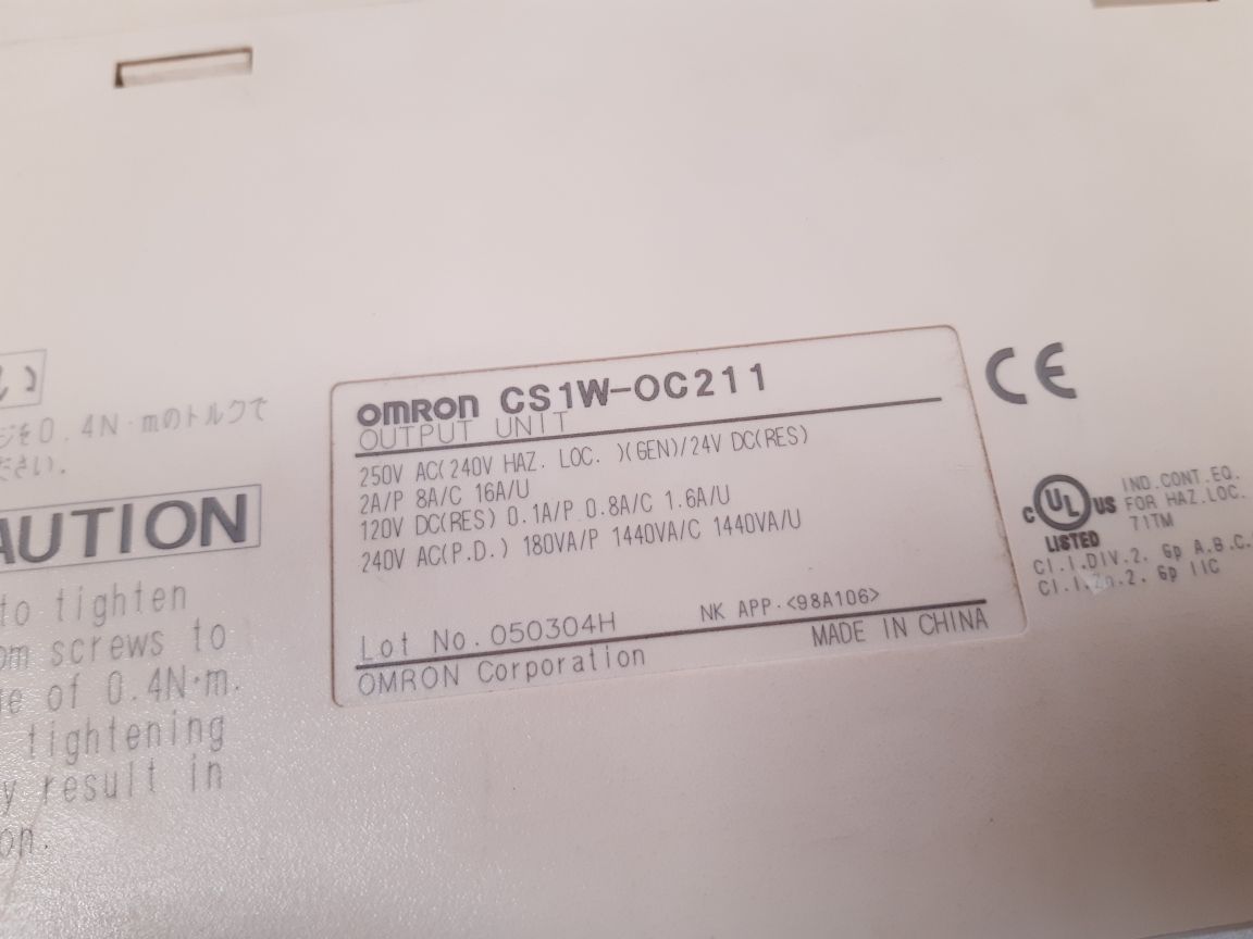 Omron cs1w-oc211 output unit USed