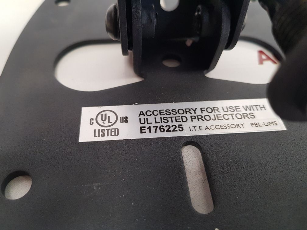 Viewsonic wmk-005 universal projector ceiling mount kit