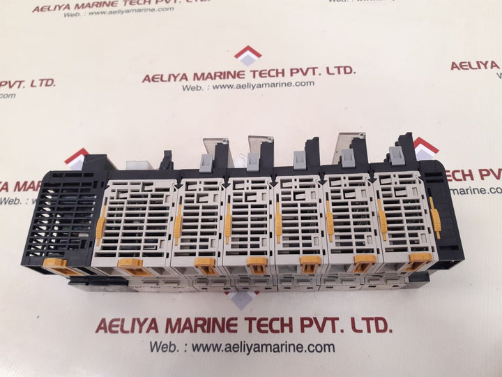 Omron pa202,cj1m cpu22,id211,od212 module rack