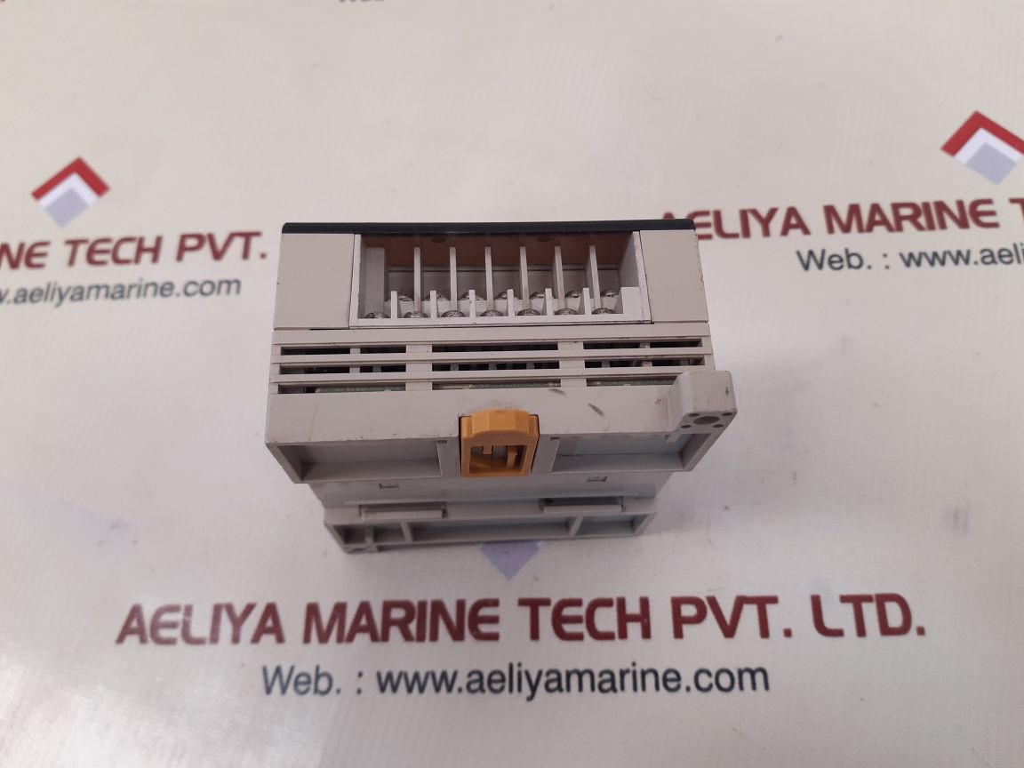 Omron sysmac cpm1a-20cdr-d programmable controller