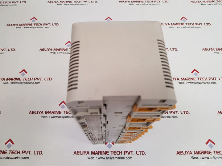 Omron pa203,cpu44-v1,id212,od214 programmable controller