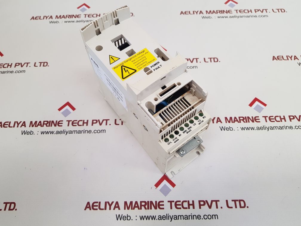 Abb acs350-01e-04a7-2 ip20/ul open type ac driver