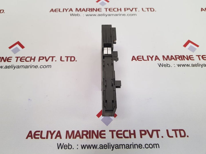Siemens 6es7 138-4dc00-0ab0 positioning module with 6es7 193-4cb30-0aa0 base