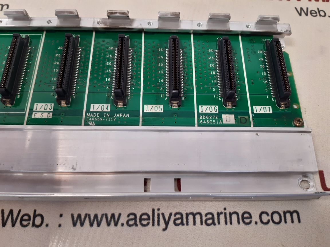 Mitsubishi melsec-q q38b base unit 646g51a d d