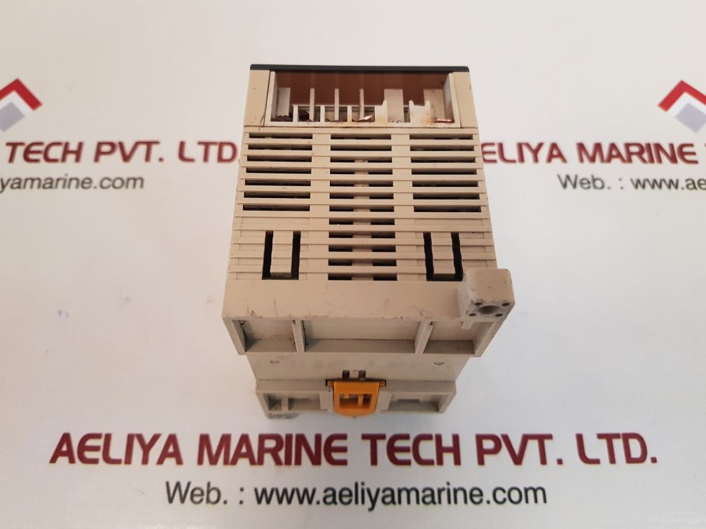 Omron cpm1a-10cdr-a sysmac cpm1a programmable controller