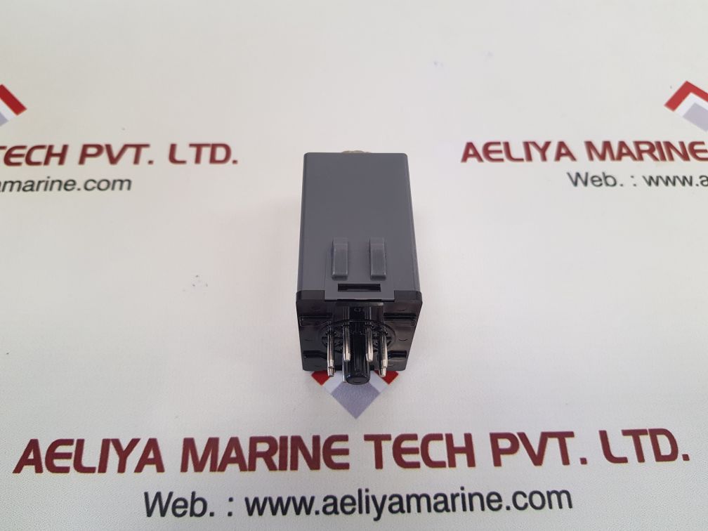 Matsushita at4111-r1 pmh timer 3a 250v ac