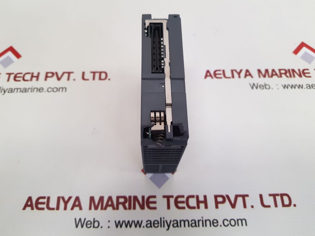 Mitsubishi melsec-q qy42p output unit
