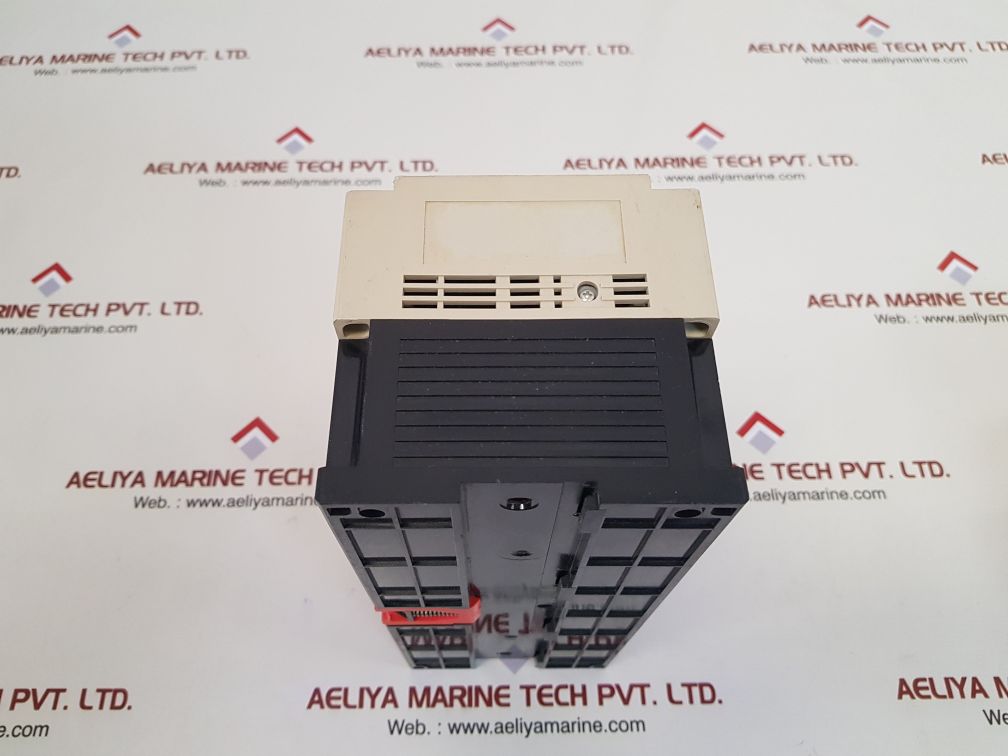 Telemecanique/schneider tsx17-20 controller unit tsx 172 3428 +24v