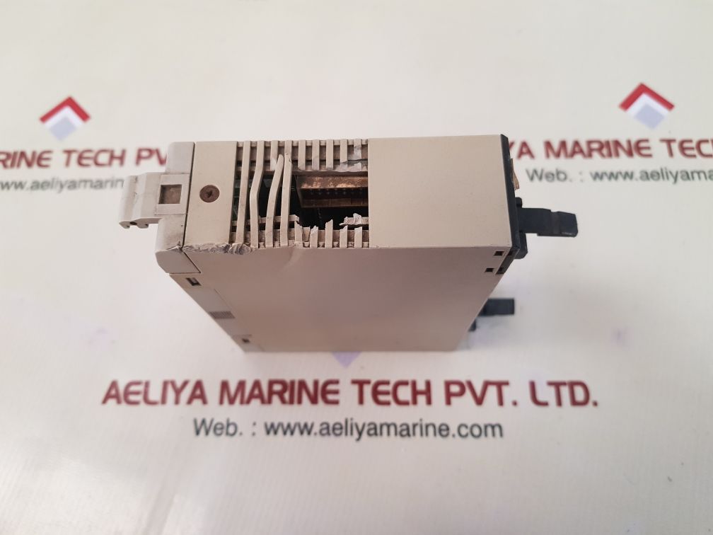 Omron c200h-id212 7ma input unit
