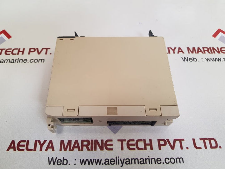 Omron c200h-da002 d/a unit Used