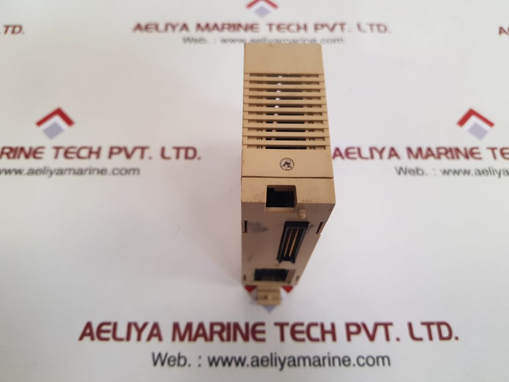 Omron c200h-od219 output unit