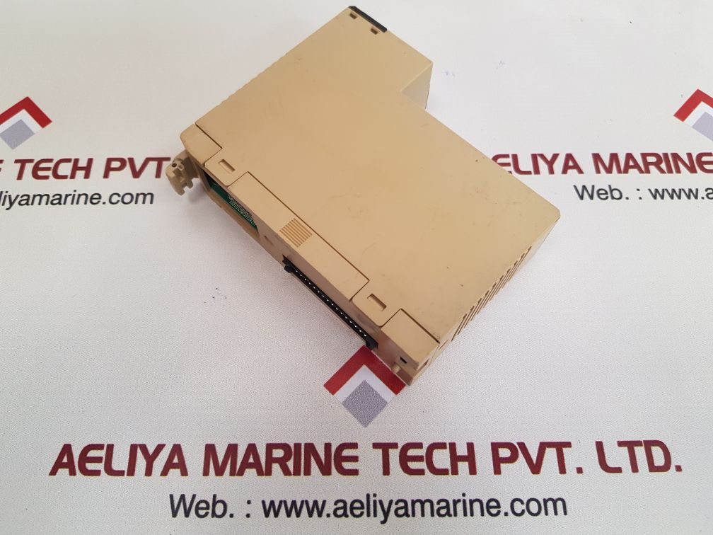 Omron c200h-od219 output unit