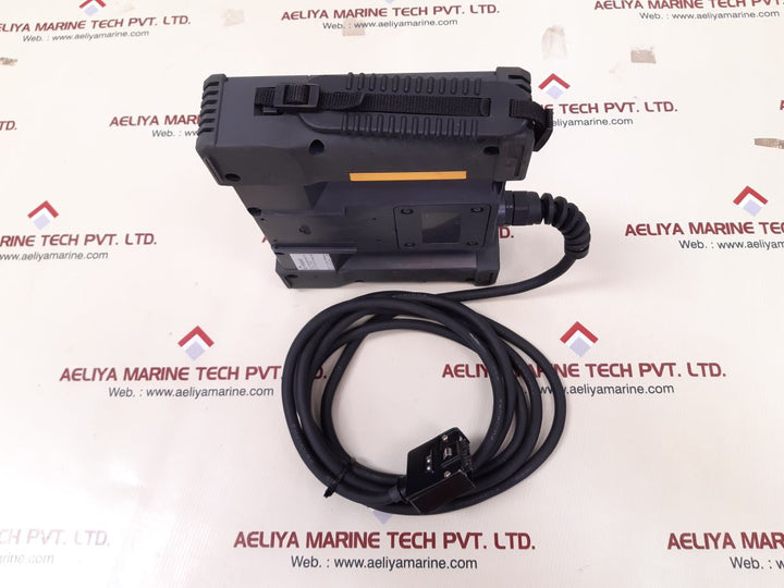 Idec izumi hg2r-sb62yh-mk1175 host interface rs485/rs422
