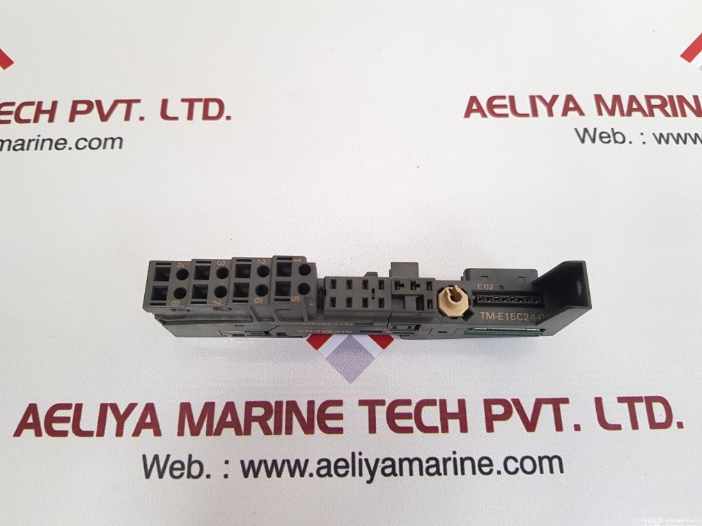 Siemens 6es7 193-4cb30-0aa0 terminal module tm-e15c24-01 used